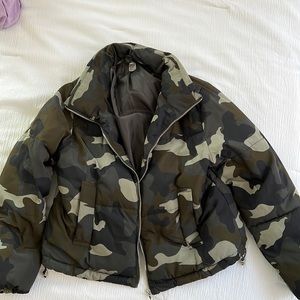 Camo puffer jacket